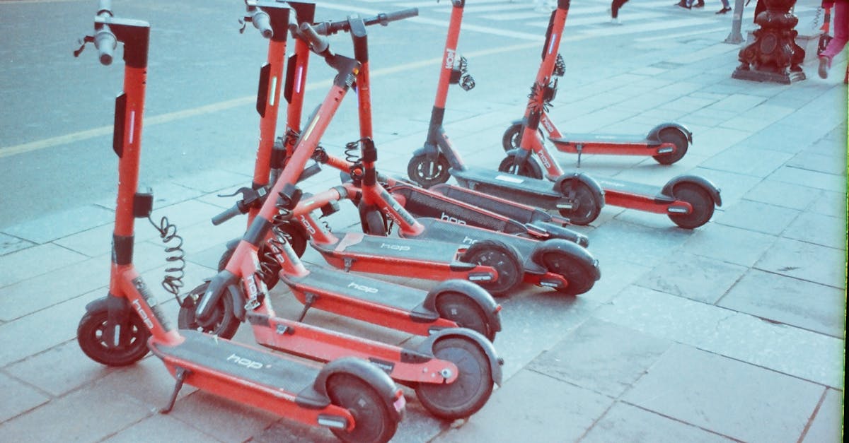 découvrez notre assurance scooter adaptée à vos besoins. protégez votre véhicule avec des options personnalisables et une couverture complète pour conduire en toute sérénité. obtenez un devis rapide et abordable dès aujourd'hui !